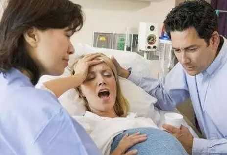 上海世纪助孕_广州世纪助孕_k932c_2MlV8_0d3B6_qBY8l_女儿突发白血病，离婚父母违背