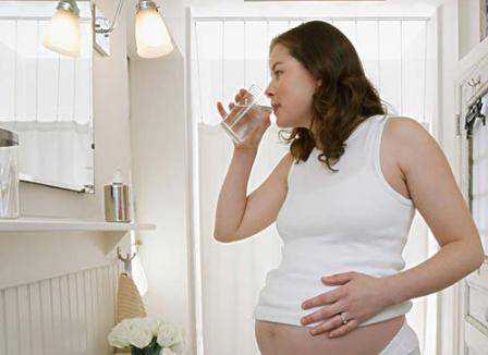 南昌助孕产子公司客服电话_54569_36CW2_女儿突发白血病，离婚父母违背伦理，为