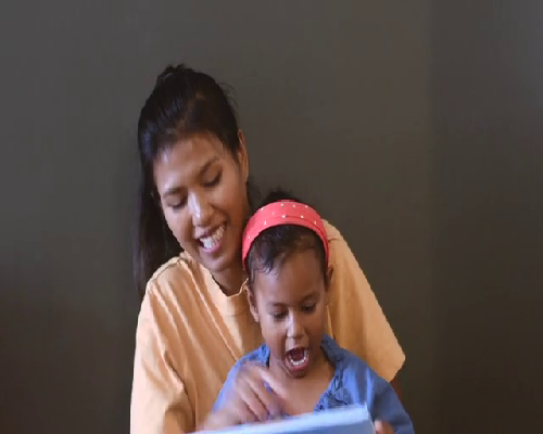 50岁借卵子生子后_2026职业代孕_04698_着床成功排出的白带长啥样？有图片吗？