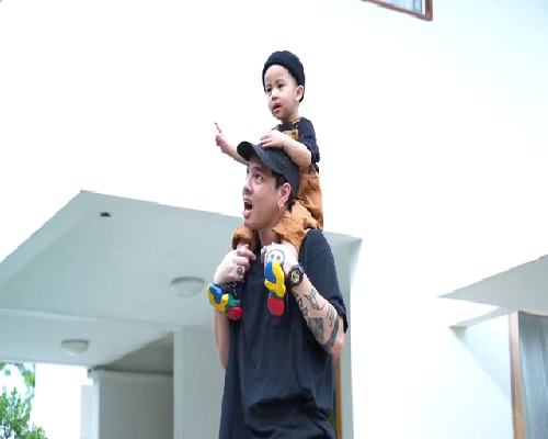 为什么试管2代生女儿多_做试管婴儿全过程，每一步都很艰难，看着都疼，母亲