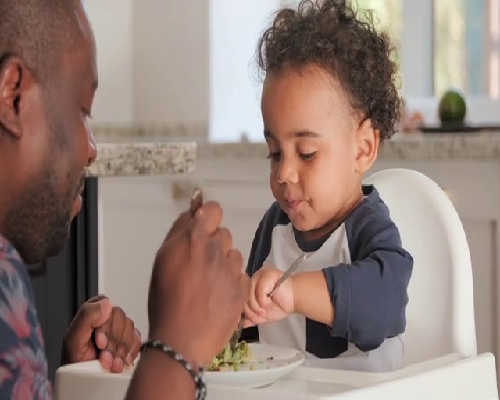 南昌一商业机构为男性提供代孕服务被查：可与客户共同生活